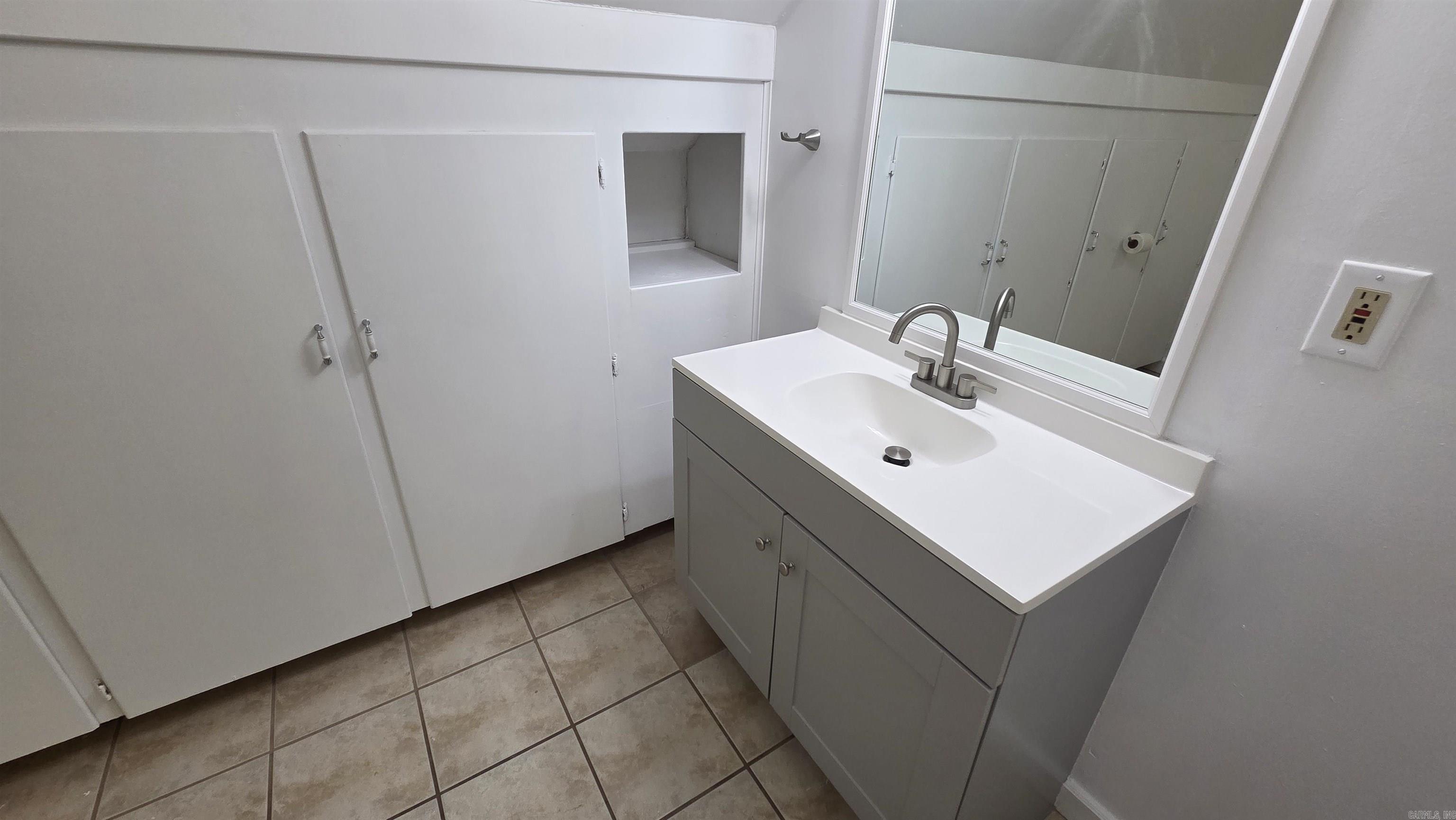 20 Forest Glades Cir