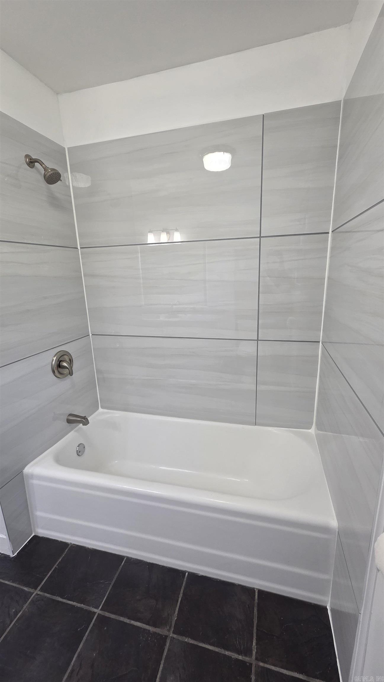 20 Forest Glades Cir