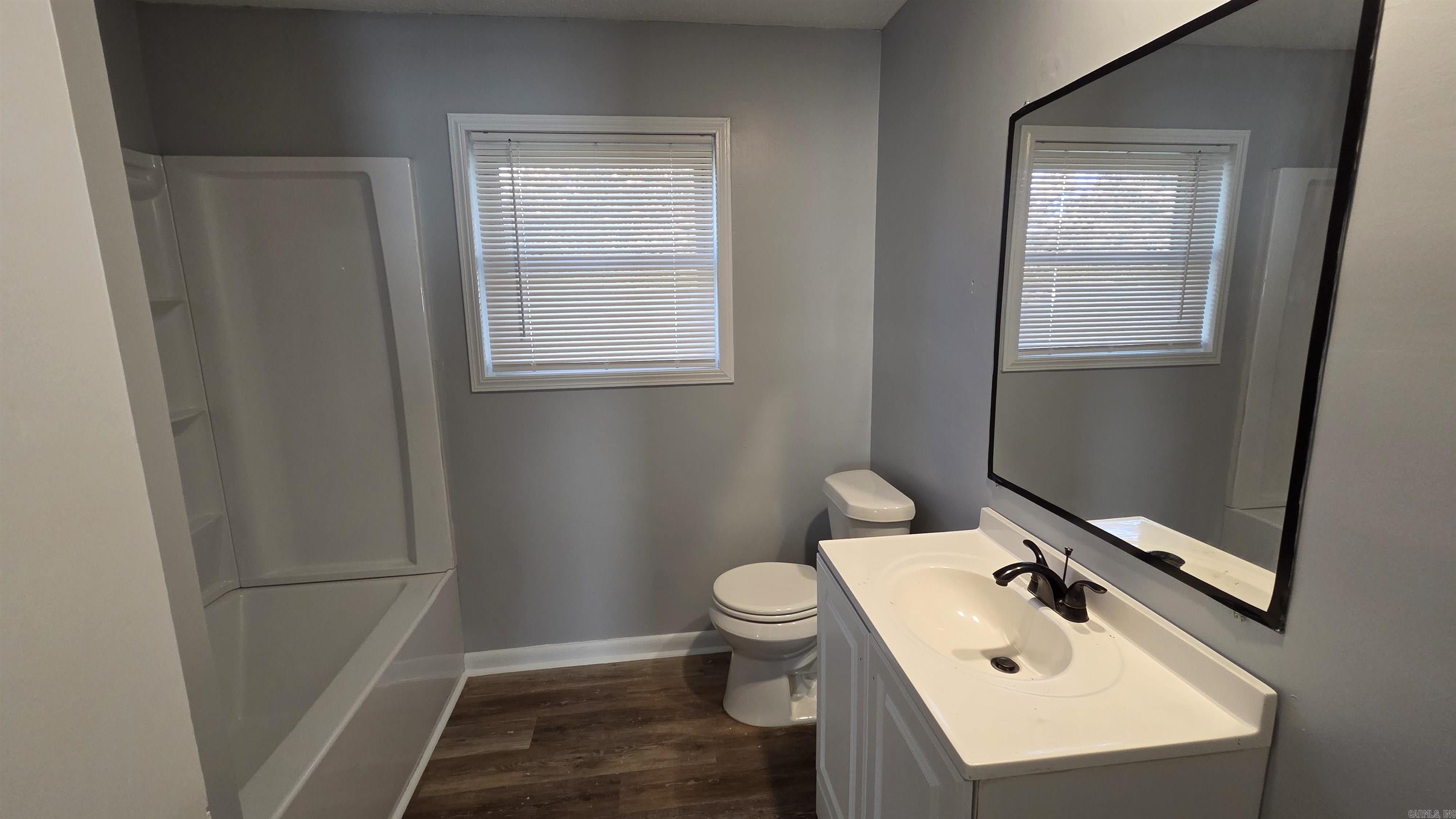 305 Stevenson Street