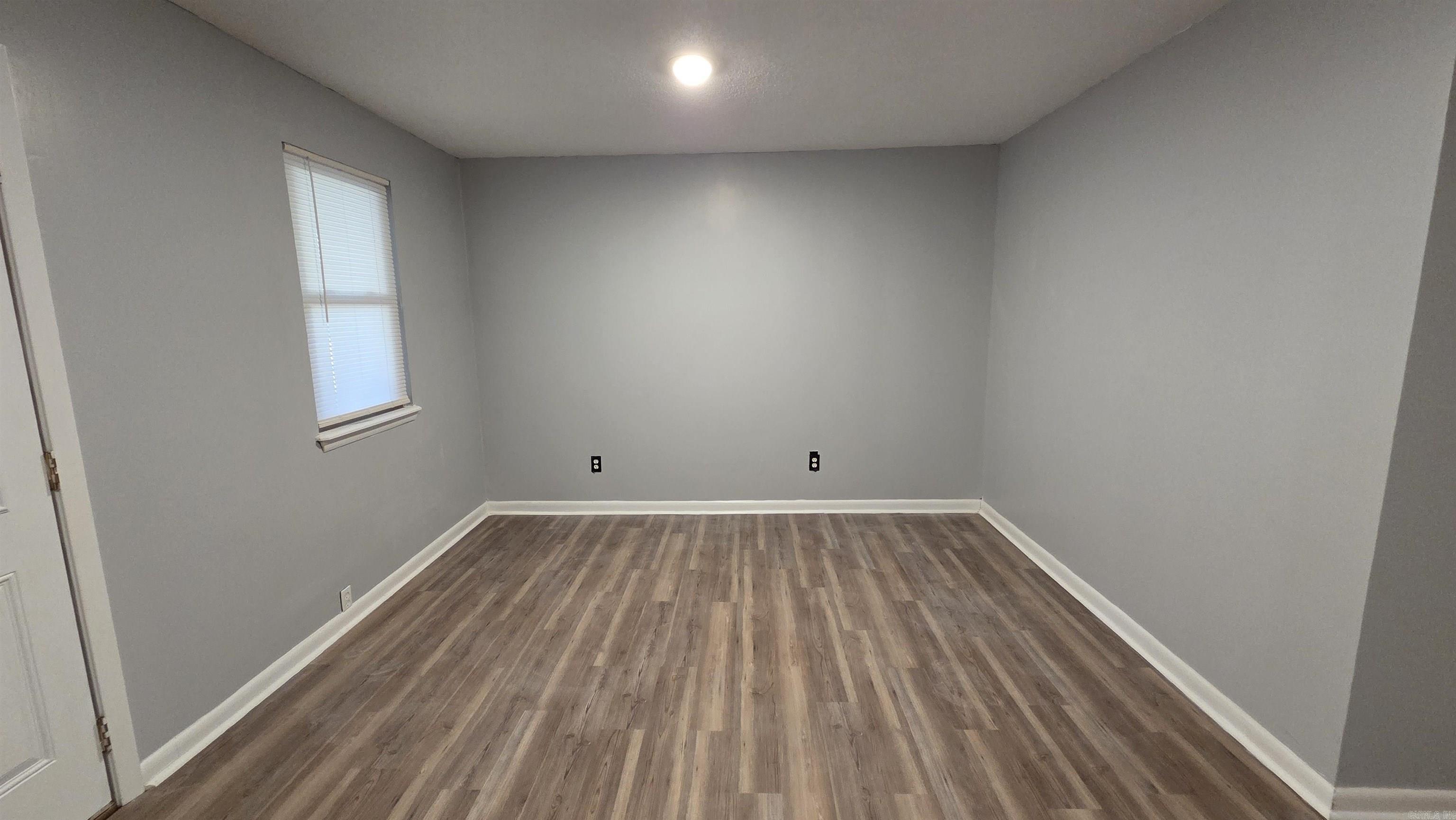 305 Stevenson Street