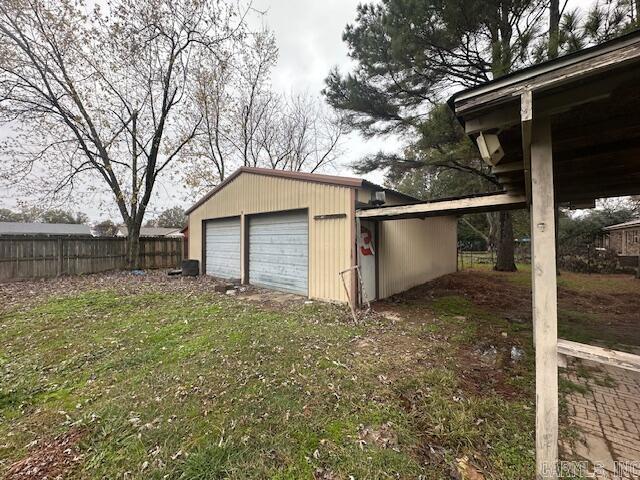1212 Fairview St