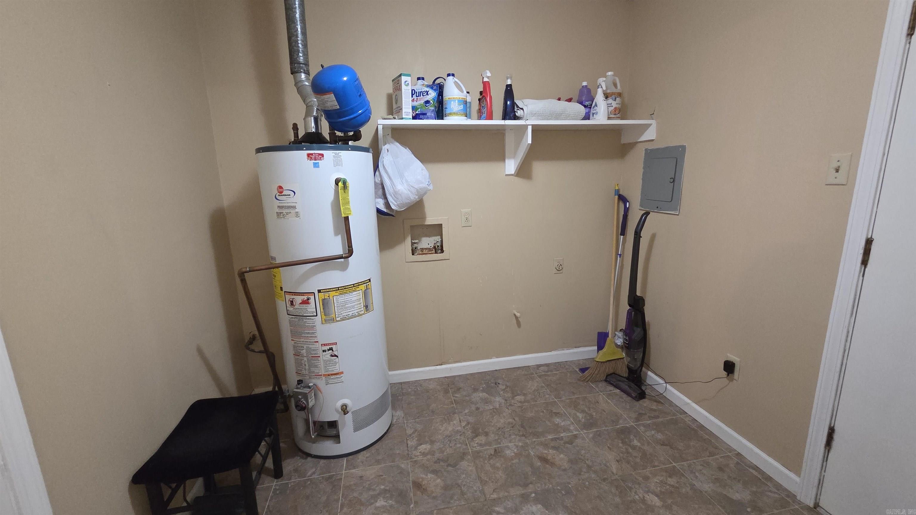 604 N James St Street