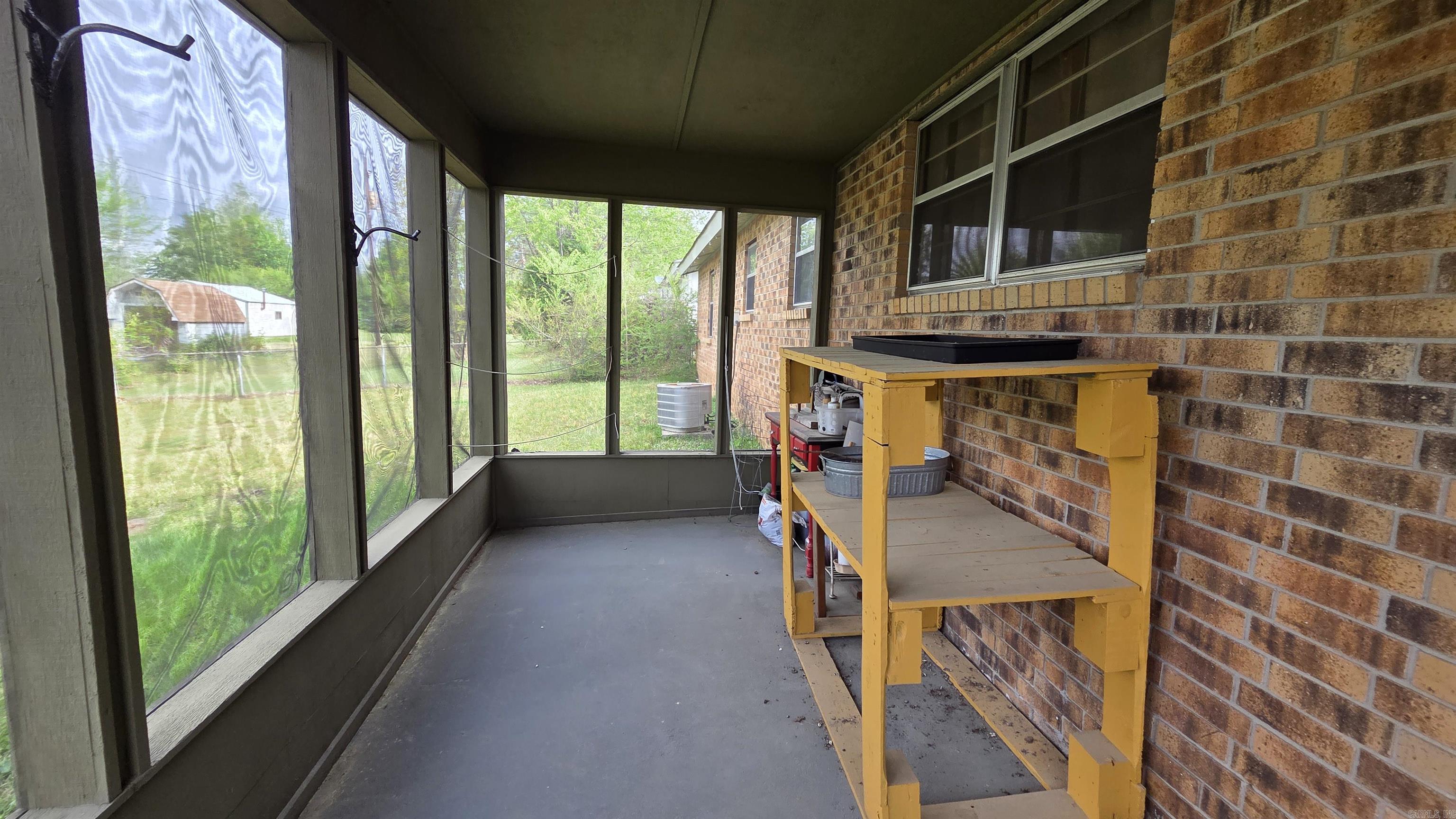 604 N James St Street