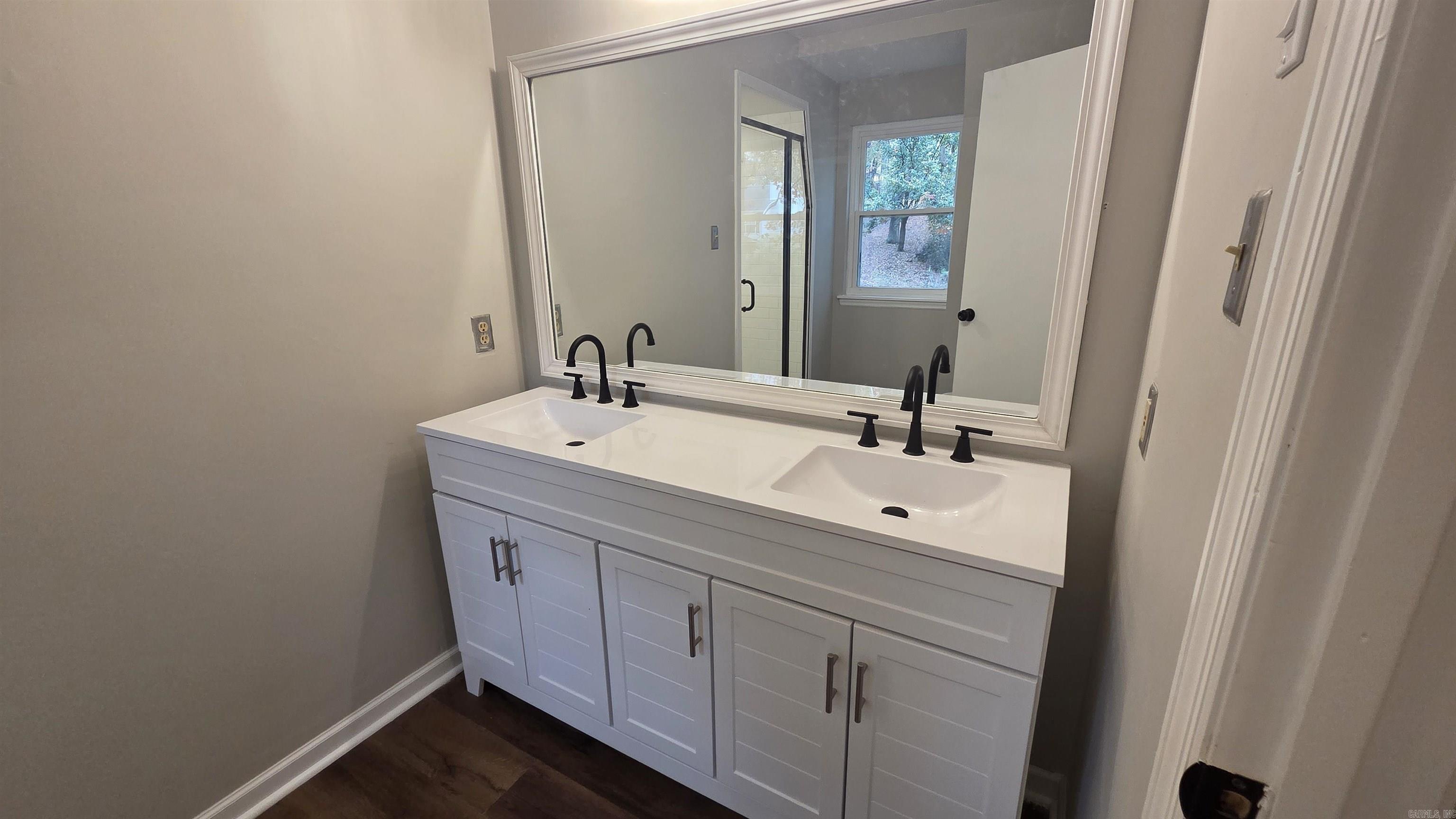 86 Bame Cir