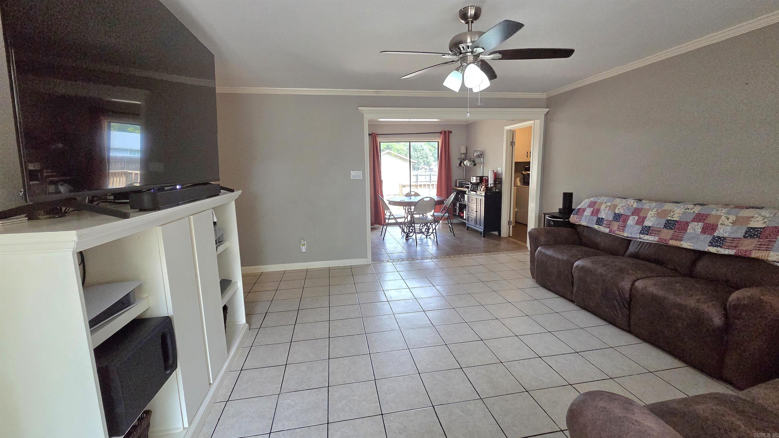 32 Mcarthur Dr