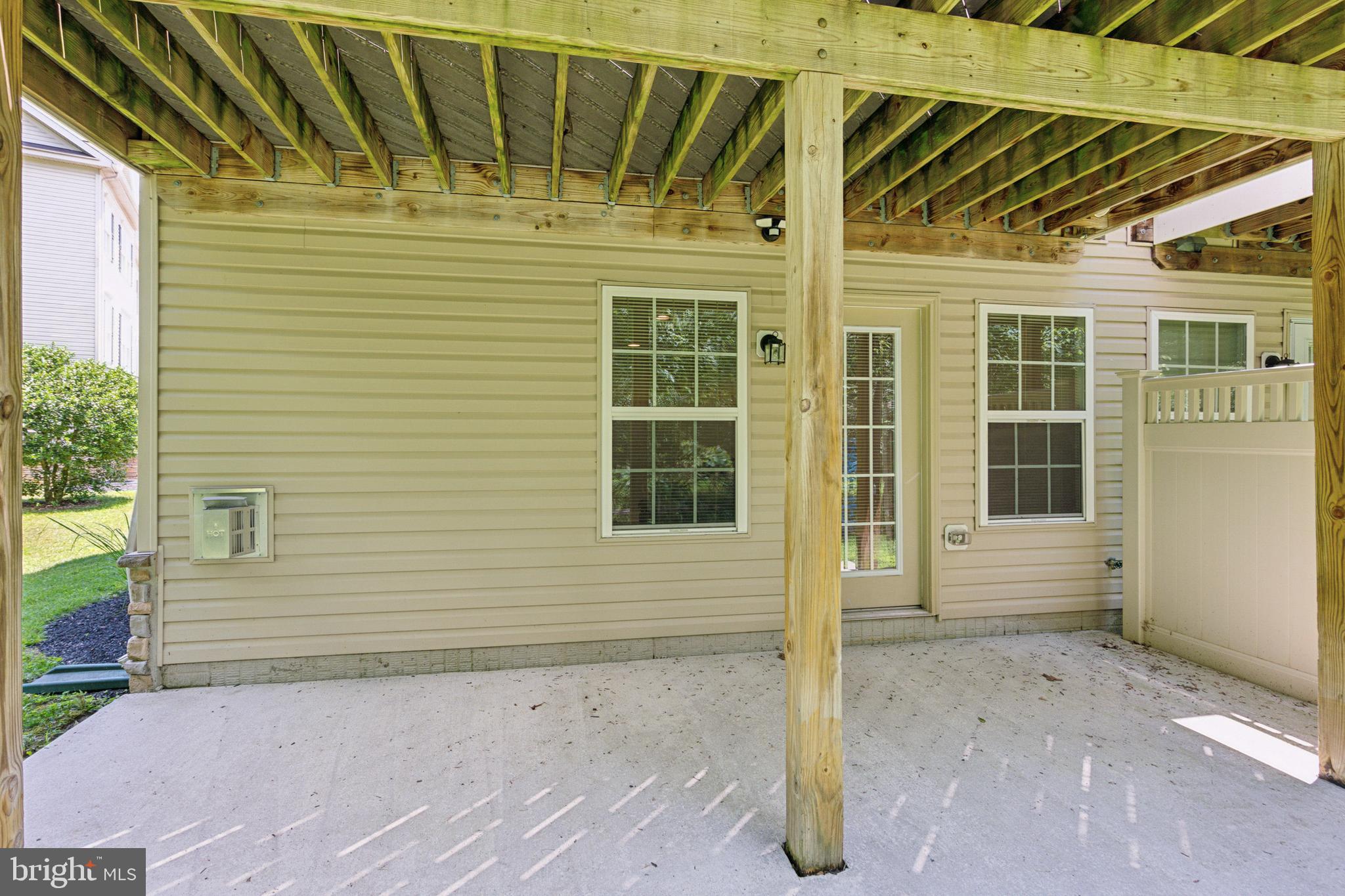 9136 MARLOVE OAKS LANE