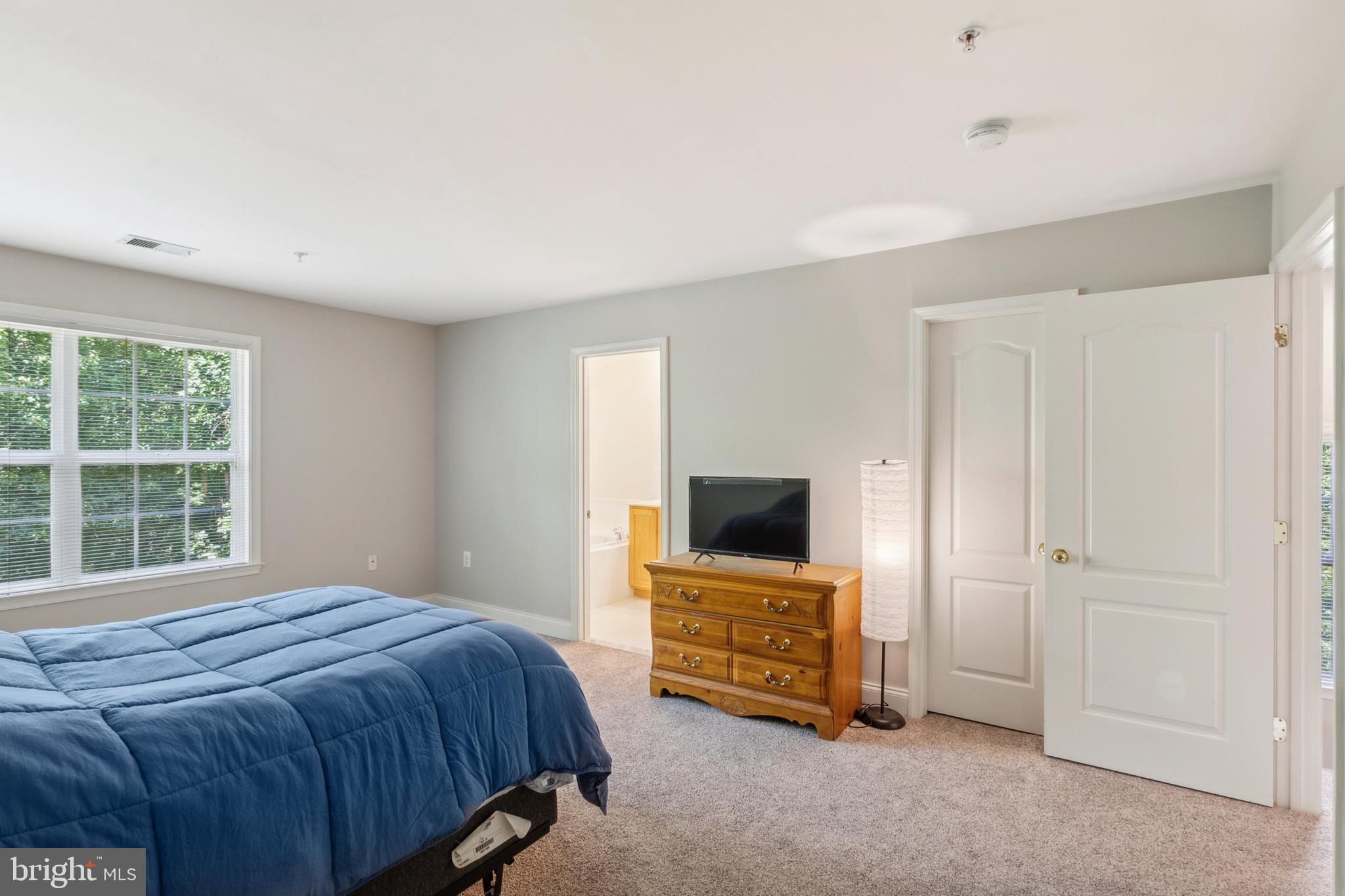 9136 MARLOVE OAKS LANE