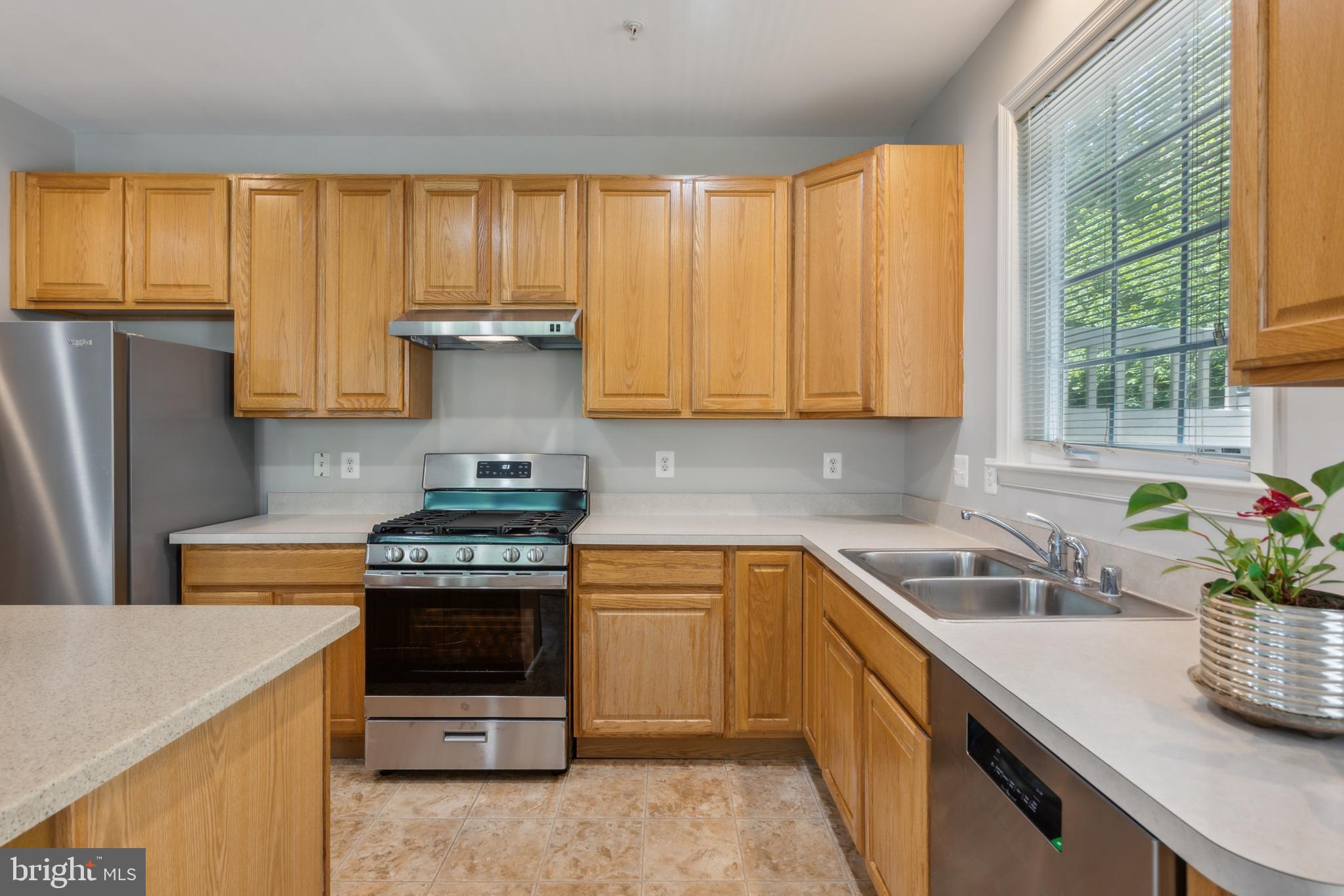 9136 MARLOVE OAKS LANE