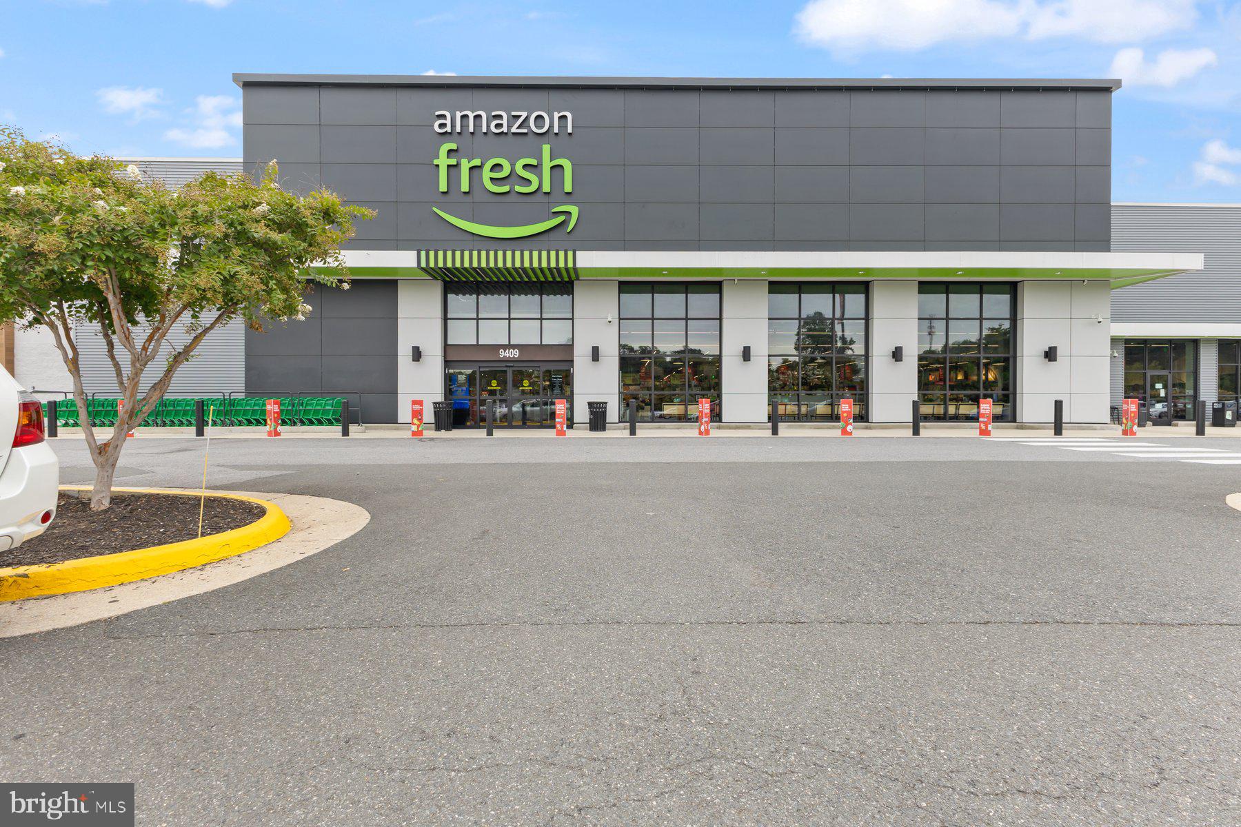 8004 SAMUEL WALLIS STREET