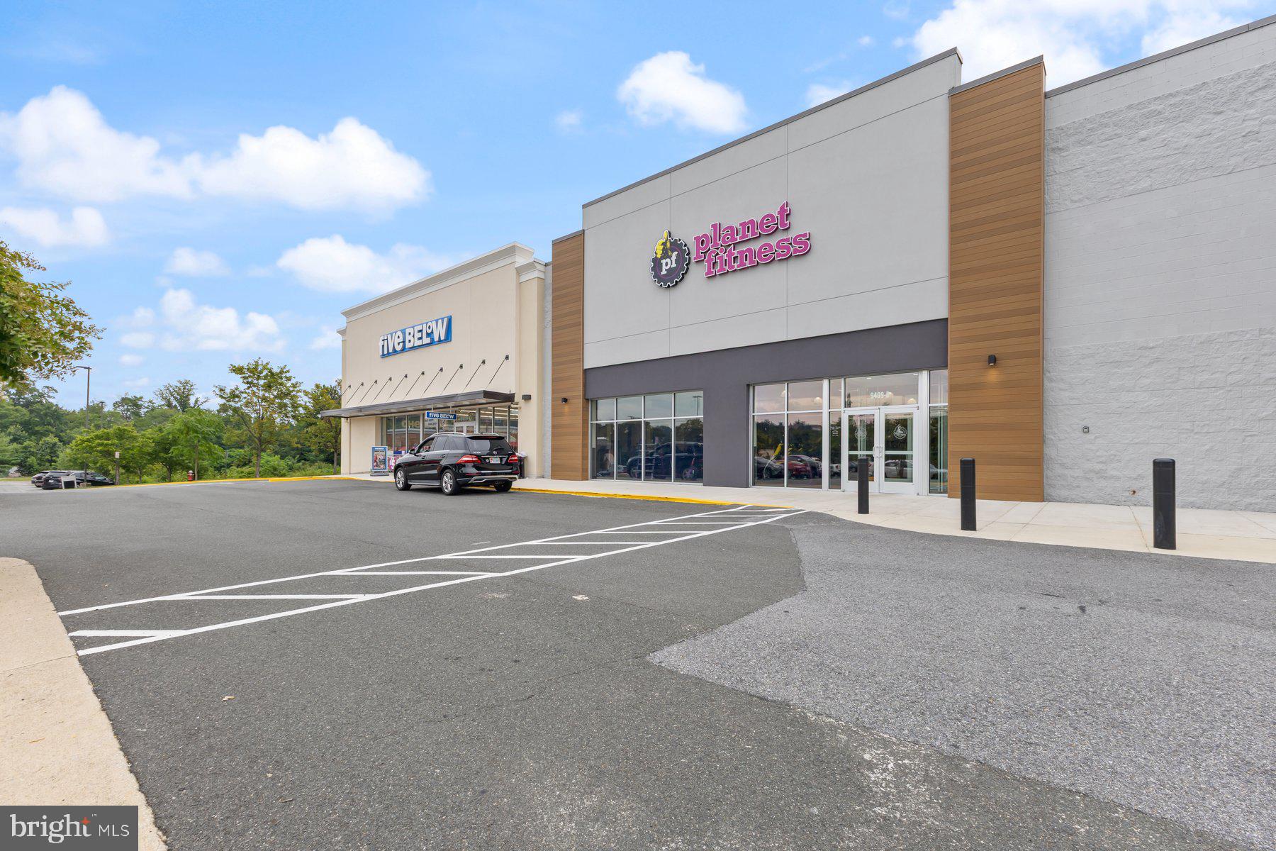 8004 SAMUEL WALLIS STREET