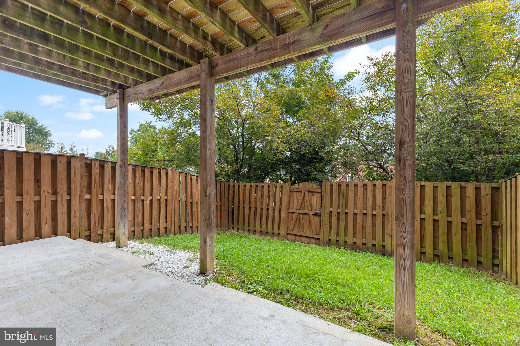 8004 SAMUEL WALLIS STREET