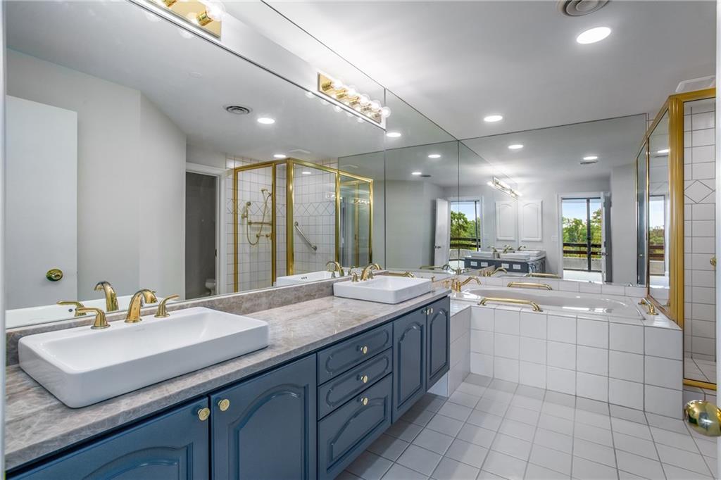 2660 Peachtree Road NW Unit 7G