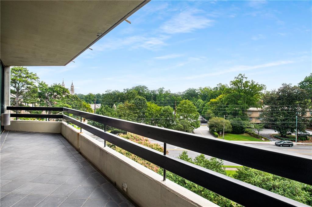 2660 Peachtree Road NW Unit 7G