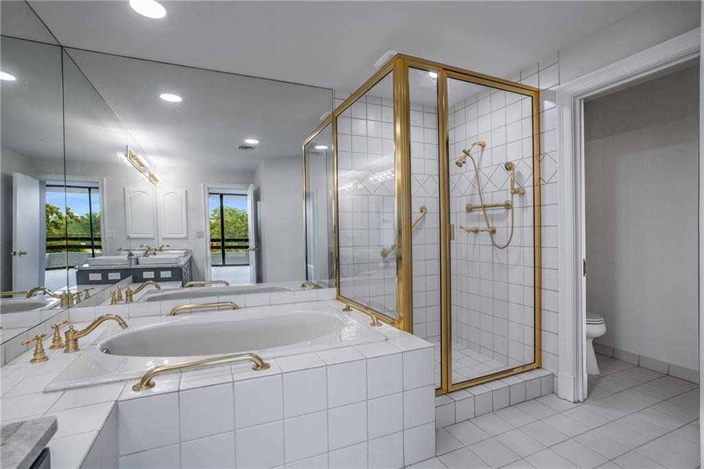 2660 Peachtree Road NW Unit 7G