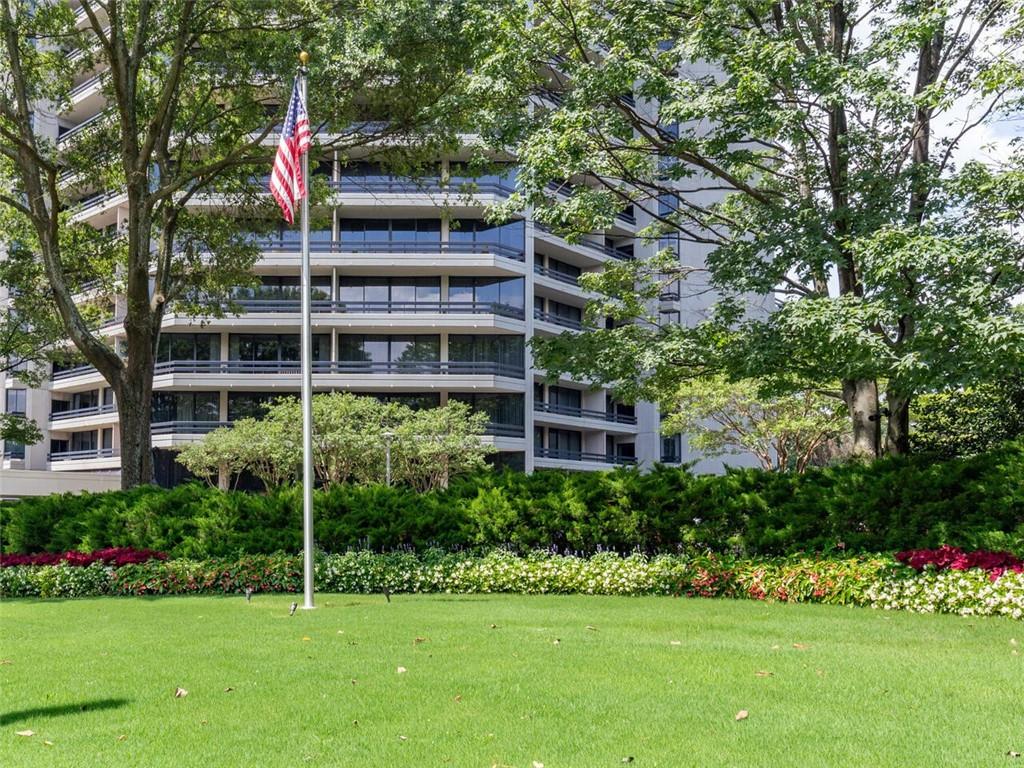 2660 Peachtree Road NW Unit 7G