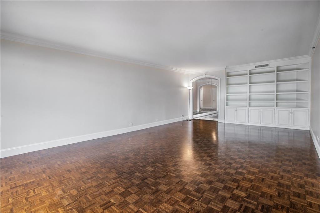 2660 Peachtree Road NW Unit 7G