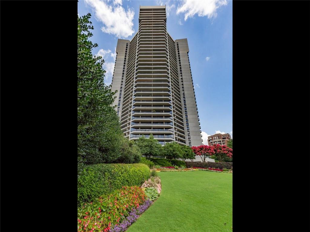 2660 Peachtree Road NW Unit 7G