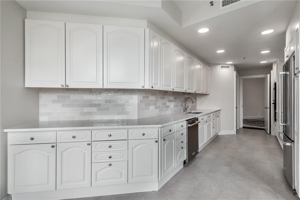 2660 Peachtree Road NW Unit 7G