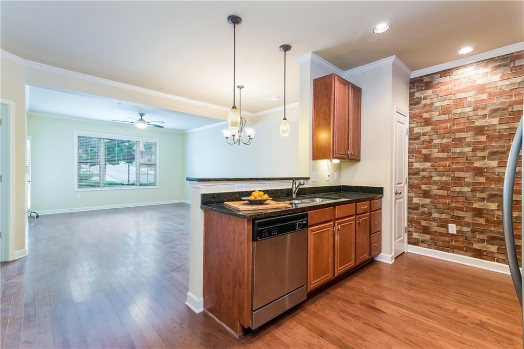 7265 Glisten Avenue Unit 116