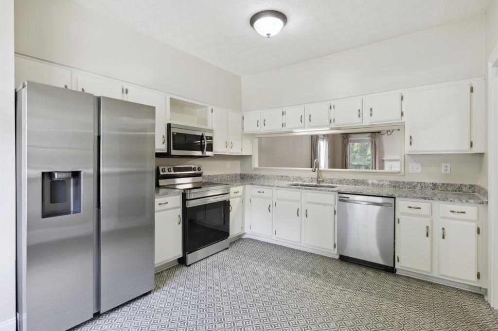 3645 Monticello Commons