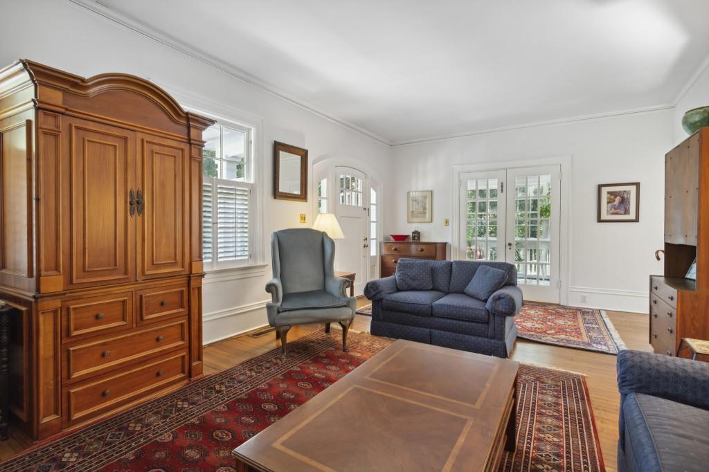 101 Peachtree Way NE