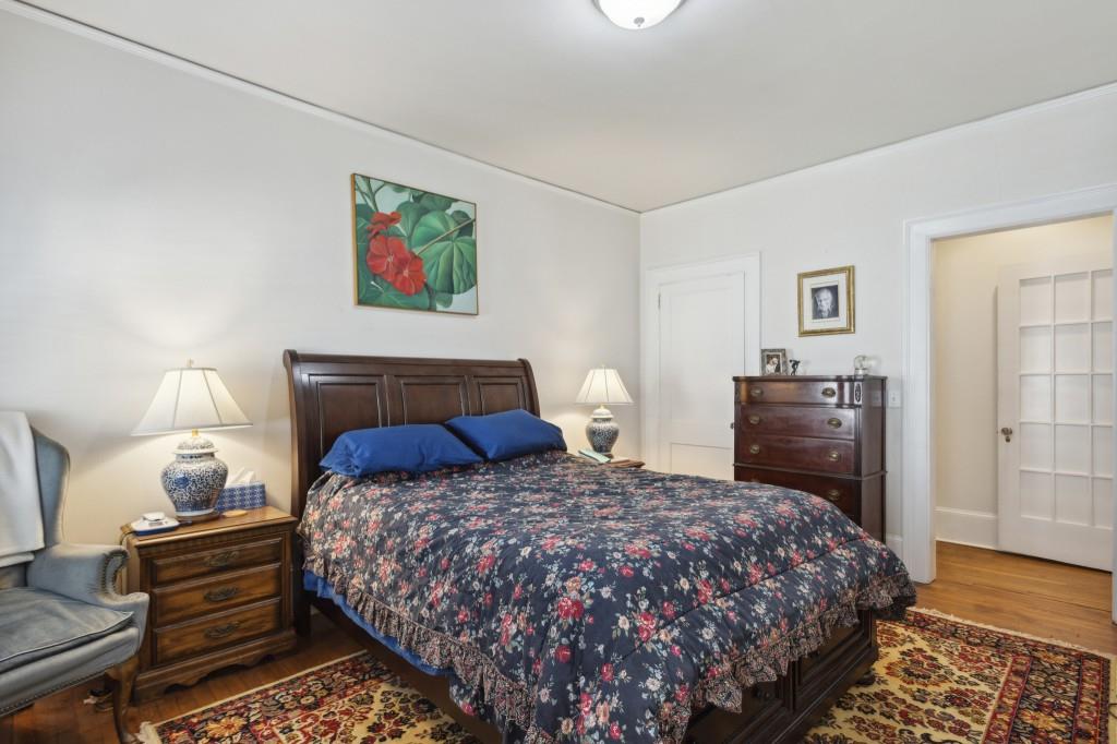 101 Peachtree Way NE