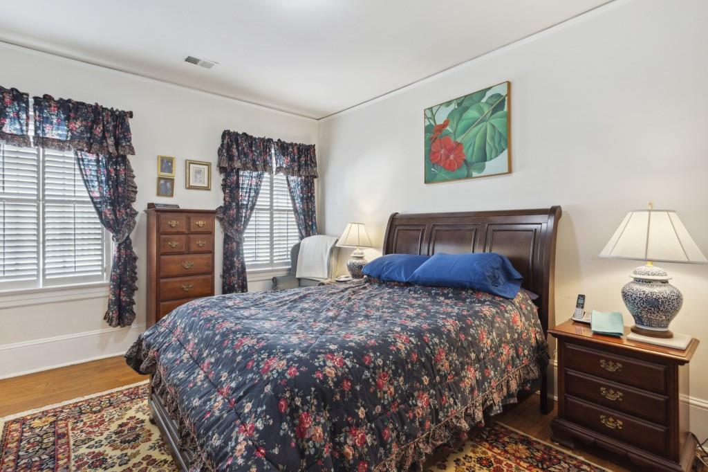 101 Peachtree Way NE