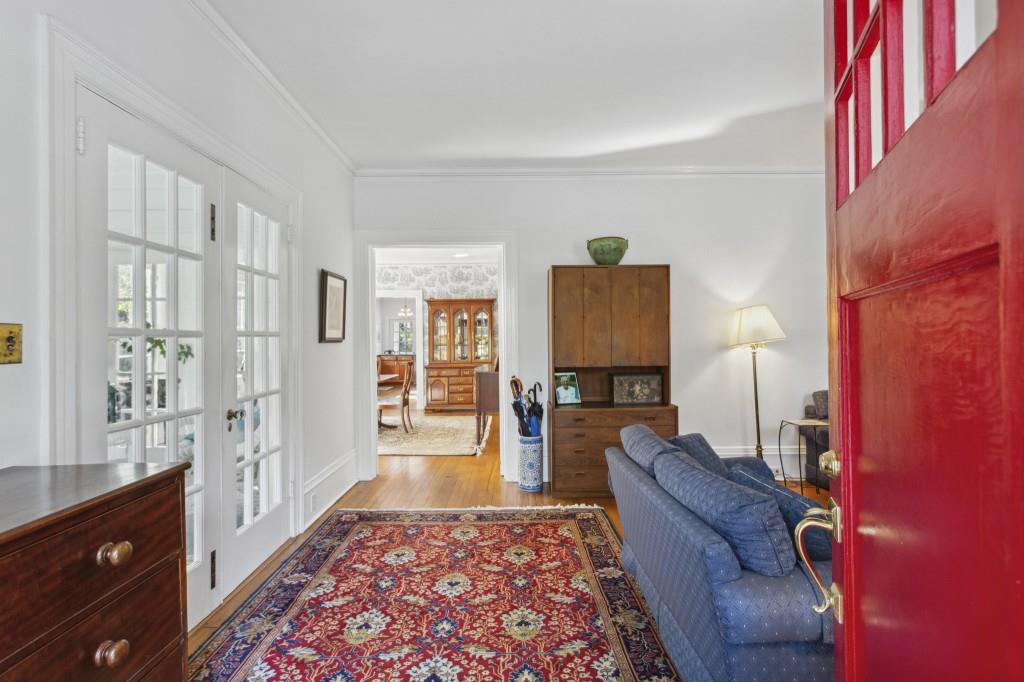 101 Peachtree Way NE