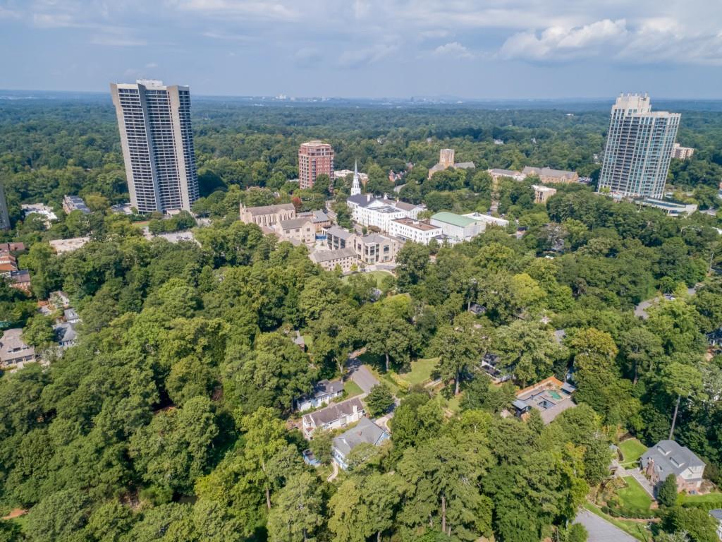 101 Peachtree Way NE