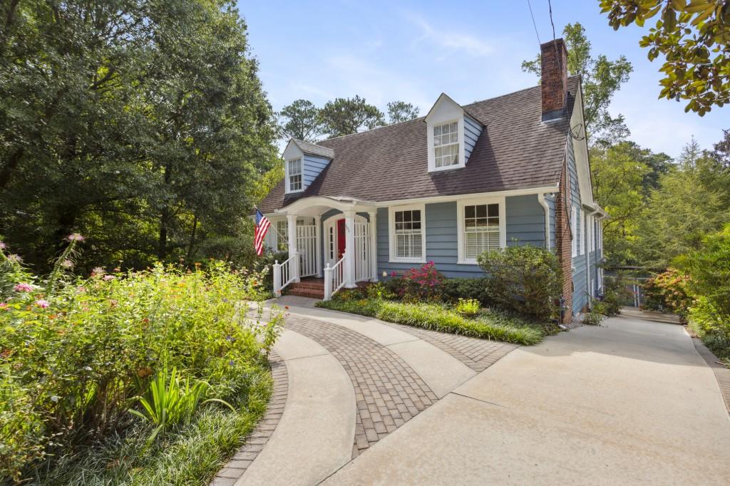 101 Peachtree Way NE