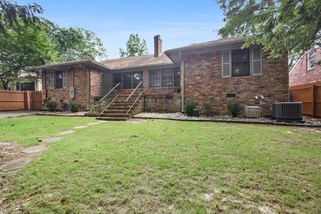 153 Lindbergh Drive NE Unit B
