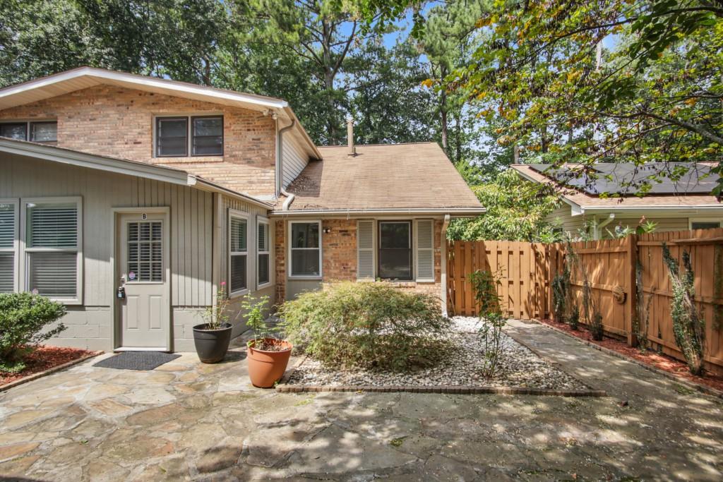 153 Lindbergh Drive NE Unit B