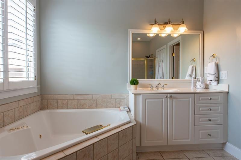 1438 SE MONTCLAIR Court SE Unit 38