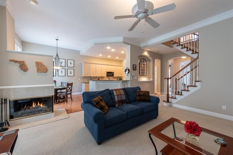 1438 SE MONTCLAIR Court SE Unit 38