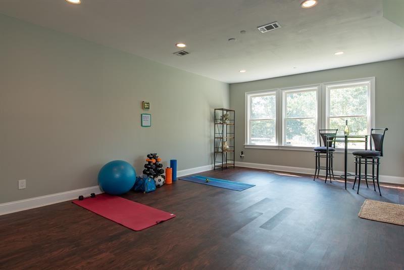 1438 SE MONTCLAIR Court SE Unit 38