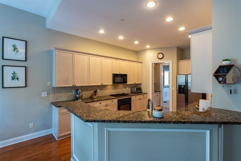 1438 SE MONTCLAIR Court SE Unit 38
