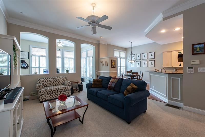 1438 SE MONTCLAIR Court SE Unit 38