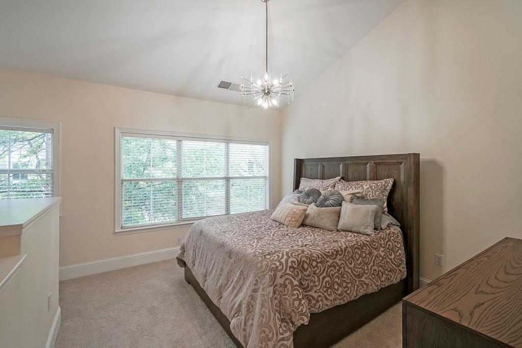 1140 Glenridge Place