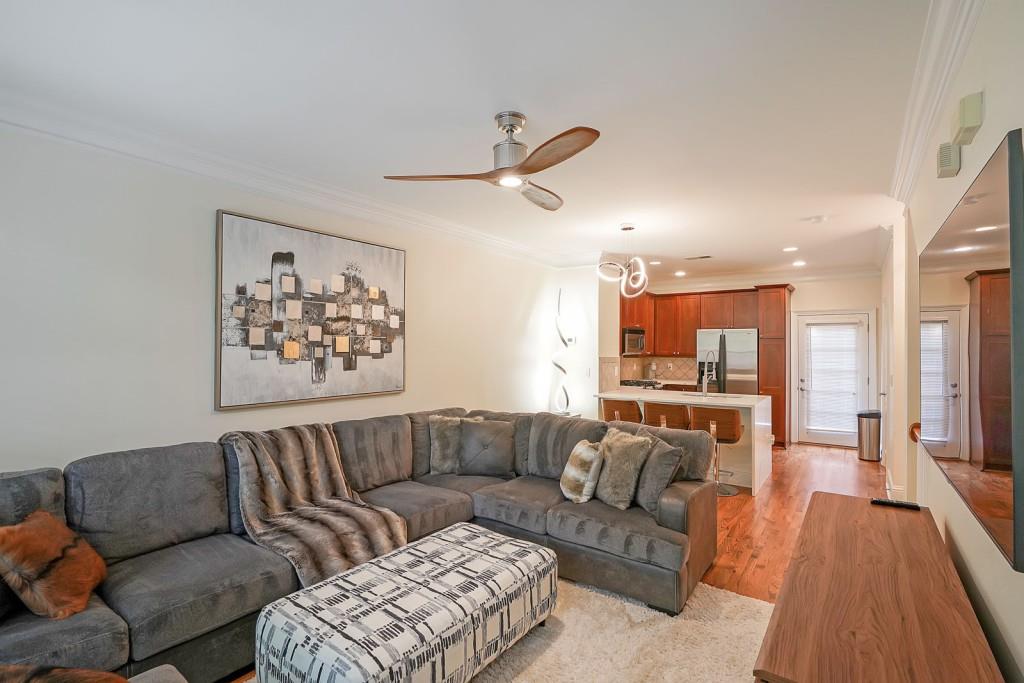 1140 Glenridge Place