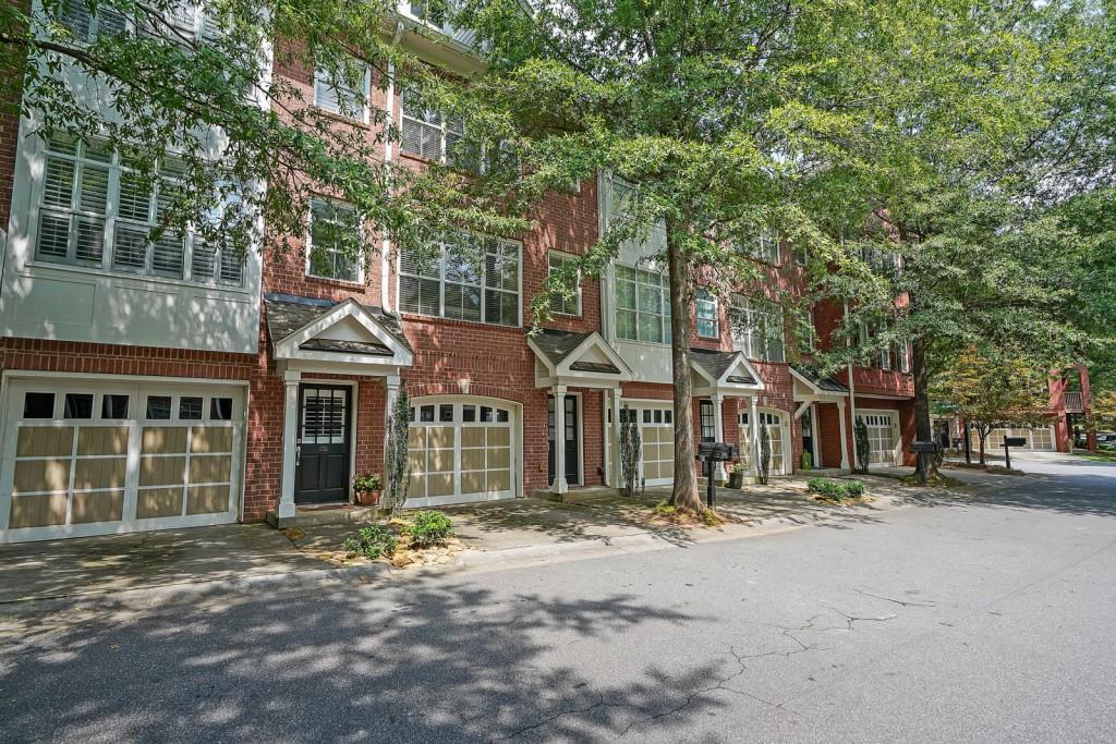 1140 Glenridge Place
