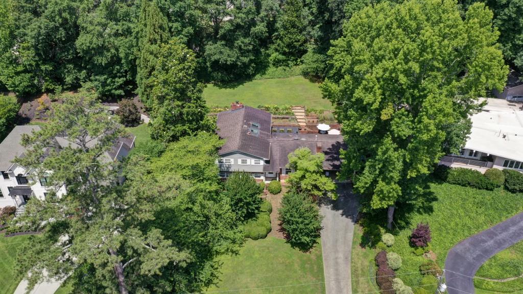 3302 Pinestream Road NW