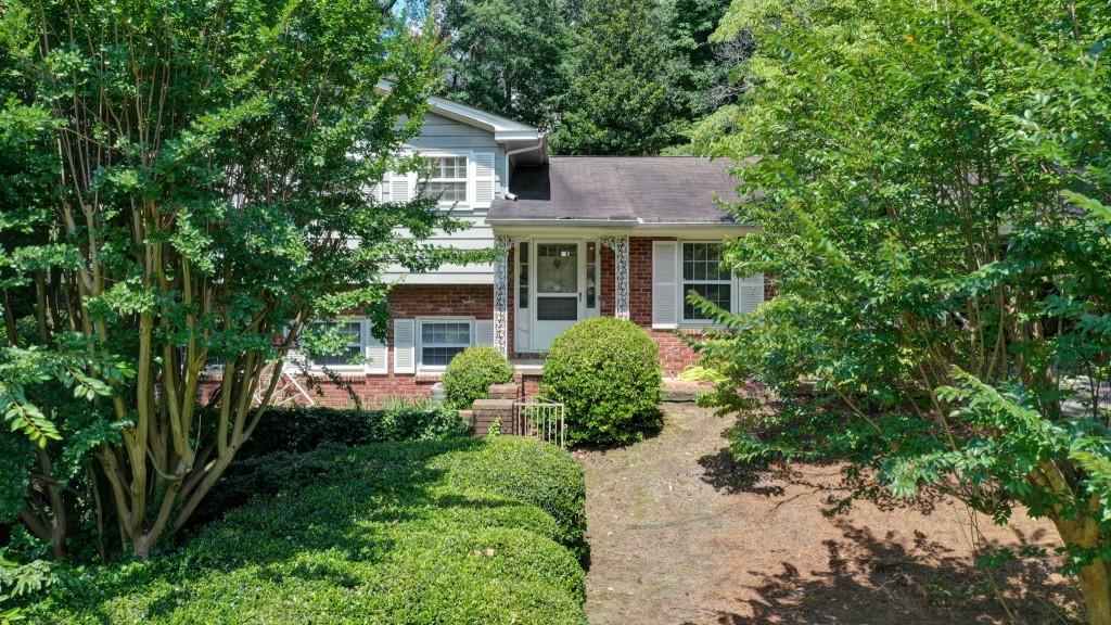 3302 Pinestream Road NW