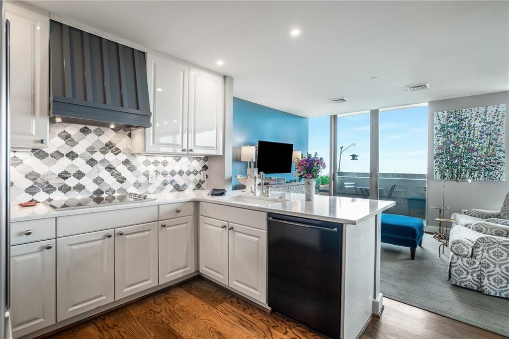 700 Park Regency Place NE Unit 2305