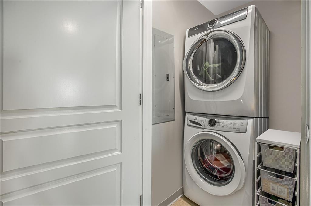 700 Park Regency Place NE Unit 2305