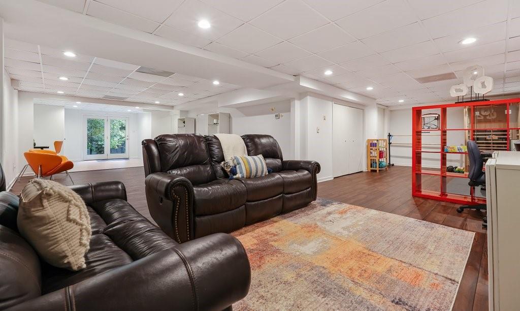 200 Watergate Drive