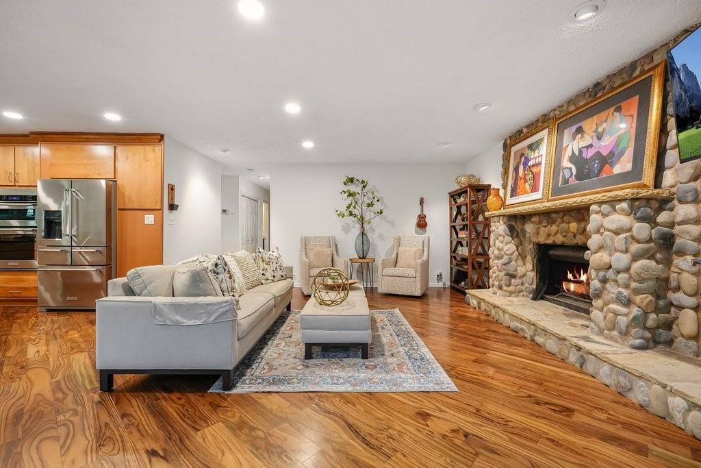 200 Watergate Drive
