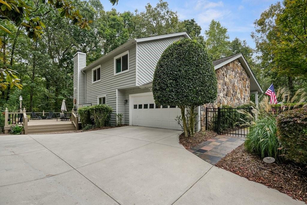 200 Watergate Drive