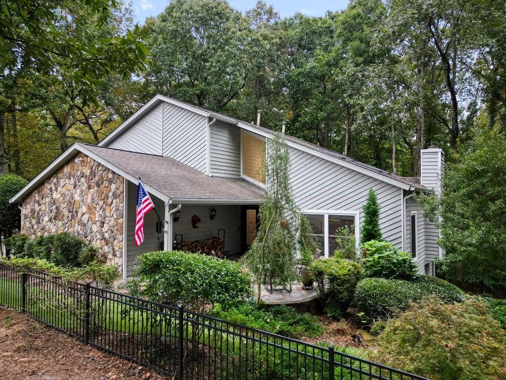 200 Watergate Drive