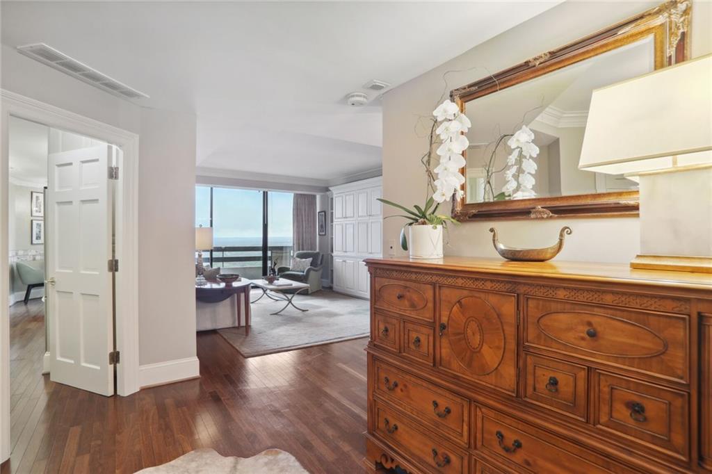 2660 Peachtree Road NW Unit 30B