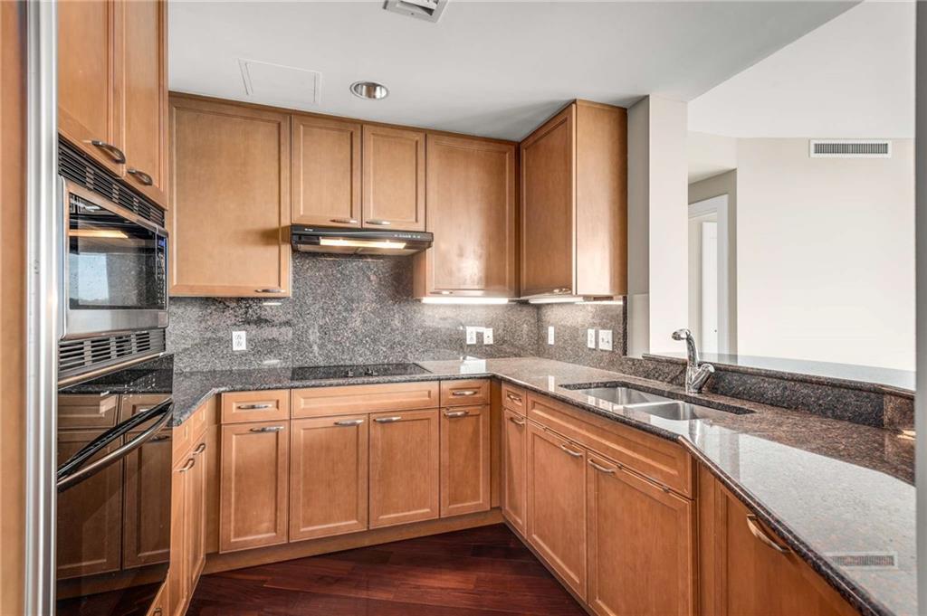 700 Park Regency Place NE Unit 1106